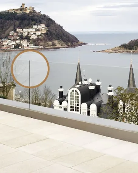 Guarda-corpo de vidro: segurança sem esconder nada